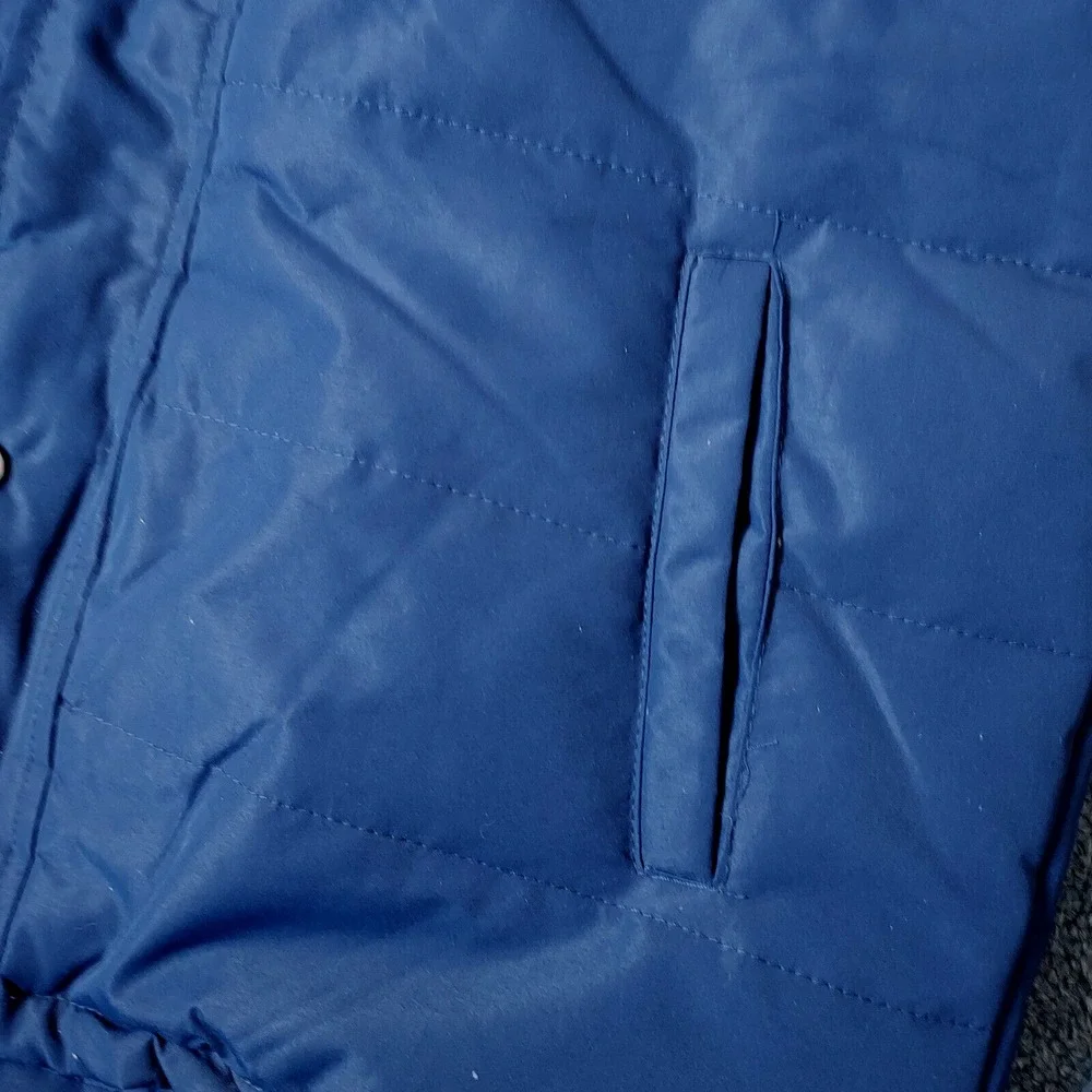82 DEGREES FAHRENHEIT Men's Size Medium Hooded Waterproof Navy Blue‎ Jacket